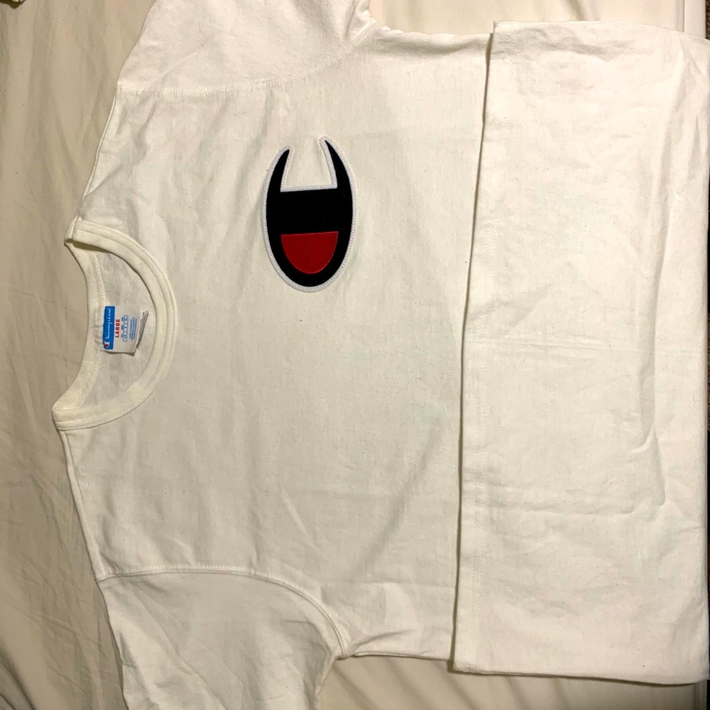 Champion T-shirt